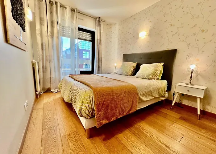 2 Pieces 50m2 Proche Metro * Levallois-Perret